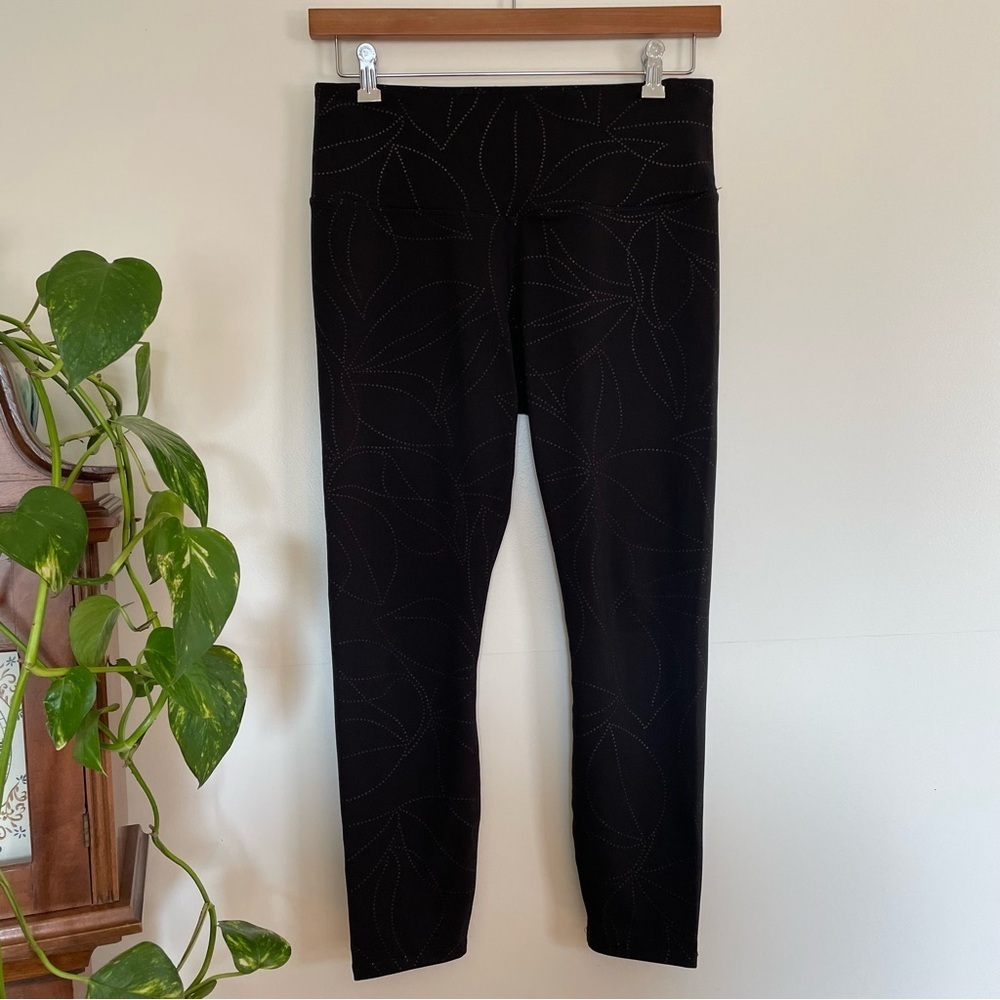 Gaiam Om Karma Black & Metallic Dot High-Waisted Athletic Leggings Size L